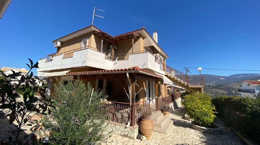 Apartment Complex with Panoramic Views of Argostoli Bay