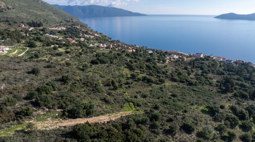 Prime Buildable Plot with Panoramic Views in Agia Efimia