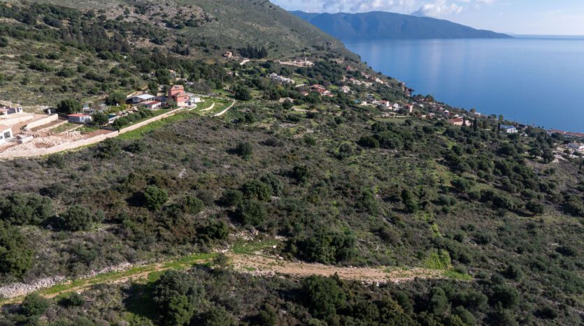 Prime Buildable Plot with Panoramic Views in Agia Efimia