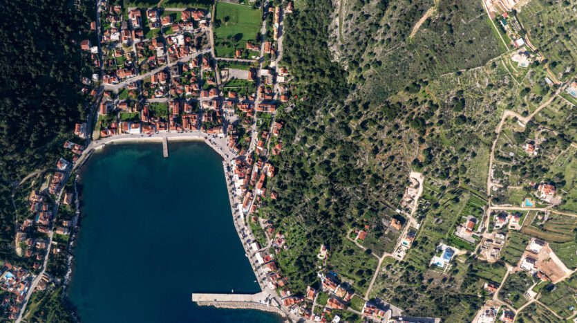 Prime Buildable Plot with Panoramic Views in Agia Efimia
