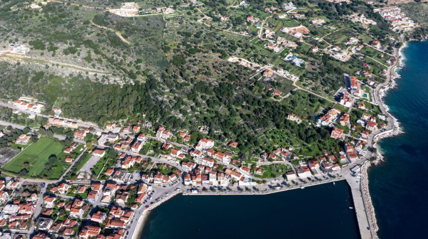 Prime Buildable Plot with Panoramic Views in Agia Efimia