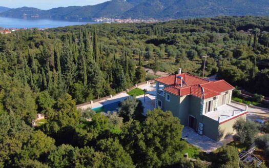 Serene Countryside Retreat in Old Vlachata