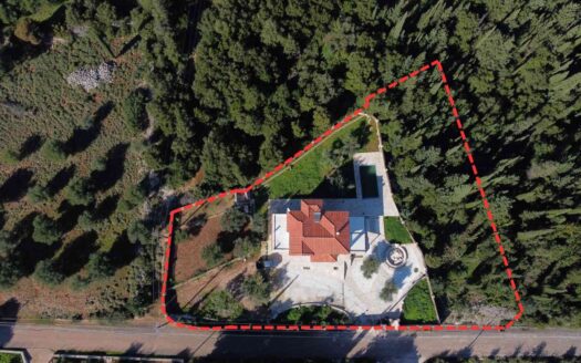 4-bedroom freehold apartment in Kefalonia — photo 5 of 5