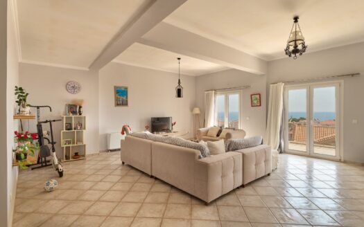 3-bedroom freehold villa in Kefalonia — photo 4 of 5