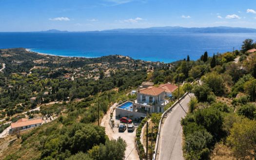 3-Bedroom Villa with Panoramic Sea Views Near Skala